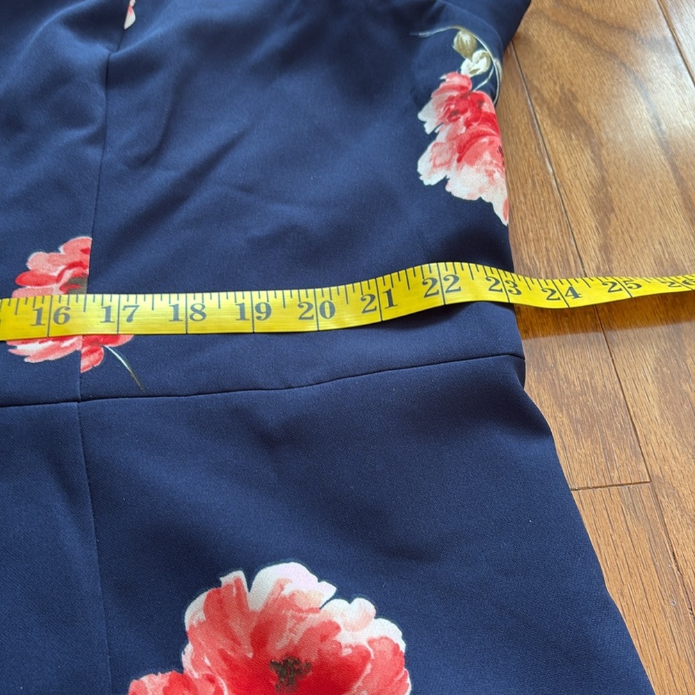 Ashley Graham floral midi dress - Picture 4 of 9